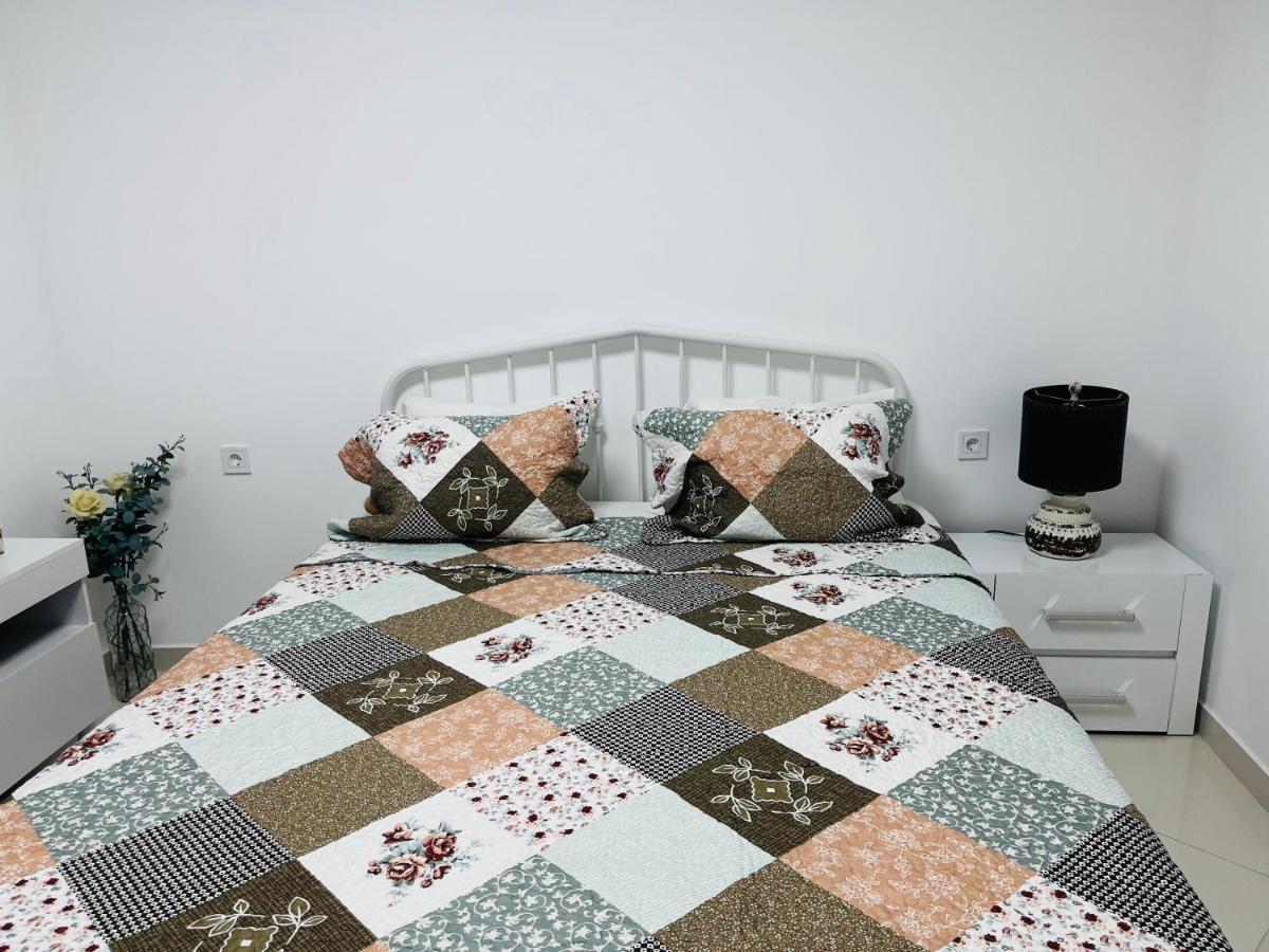 Techas City Center Luxurious Suites & Rooms Praia Buitenkant foto
