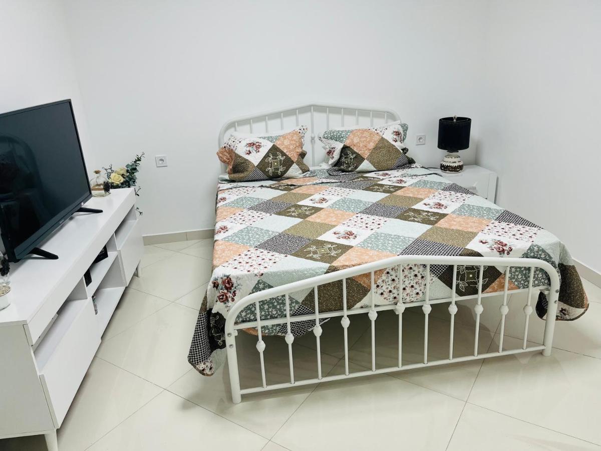 Techas City Center Luxurious Suites & Rooms Praia Buitenkant foto